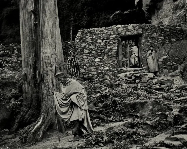 “ sebastião salgado - pedaços ” by cvpts , CC BY 2.0