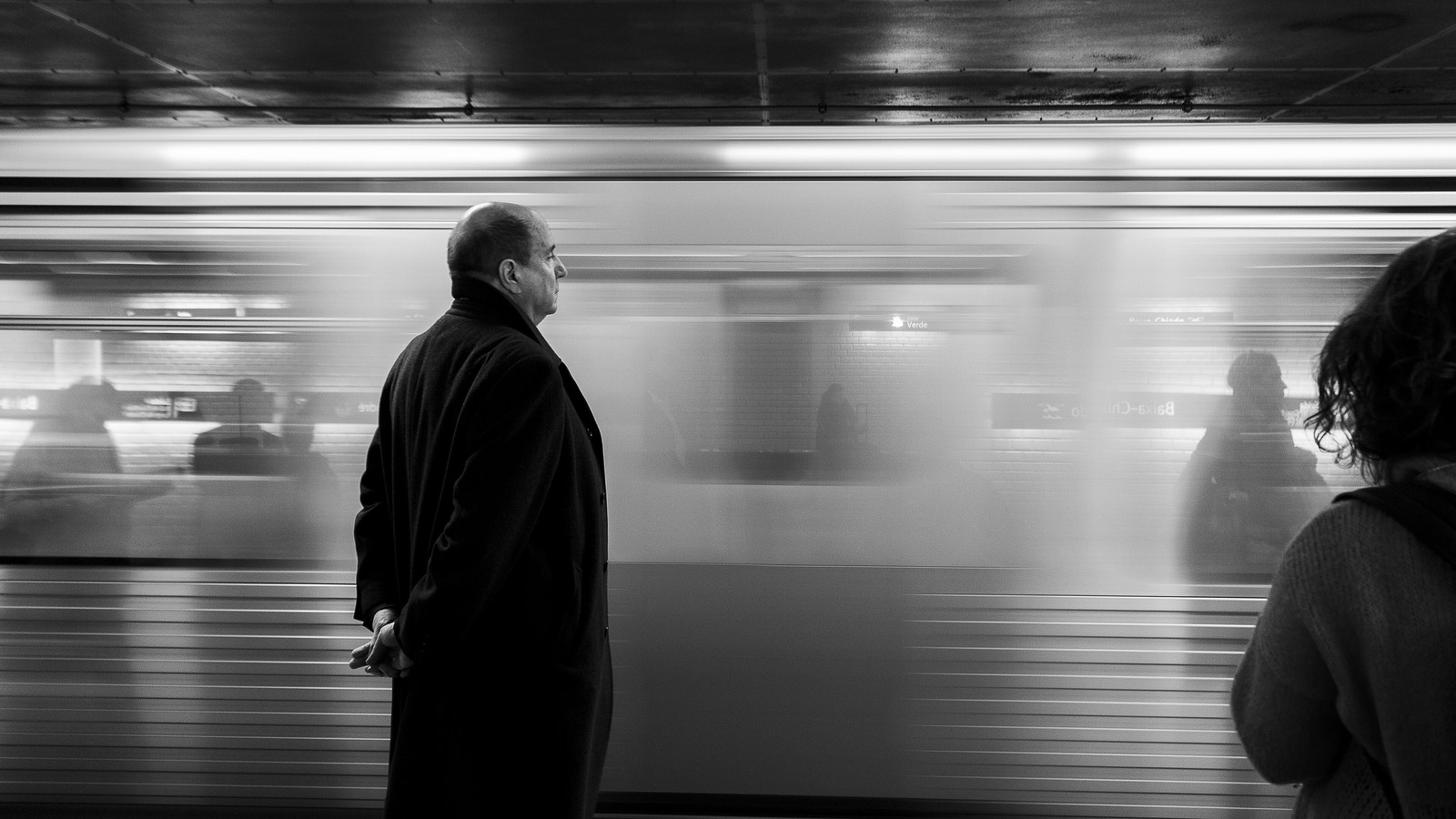 How to Find a Photograph Inside the Chaos
