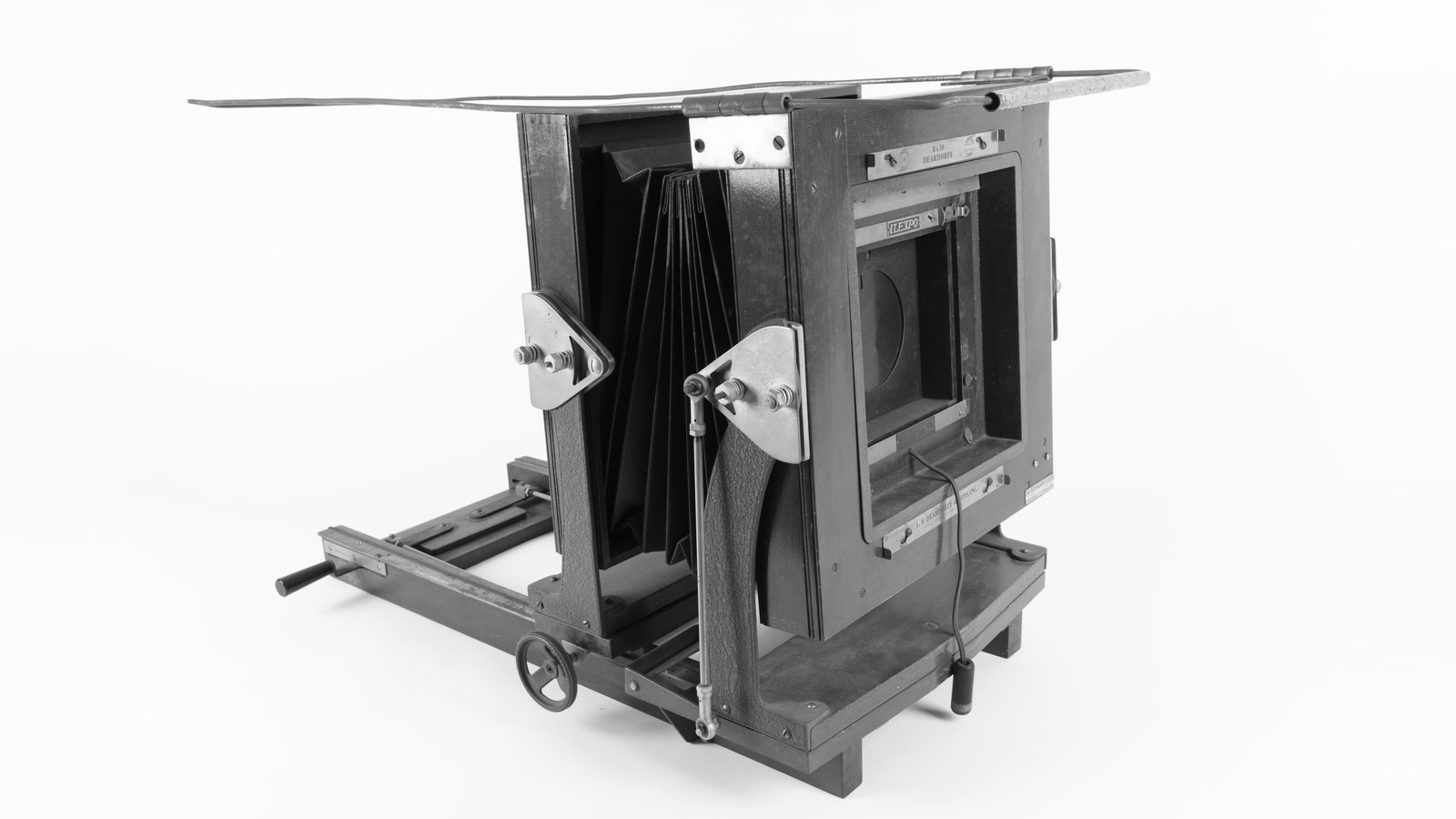 A 45 Pound Wooden Camera Won Photographer of the Year